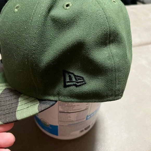 Los Angeles dodgers Green Camouflage men hat New ear authentic 7 1/8 59 fifty - Picture 2 of 7